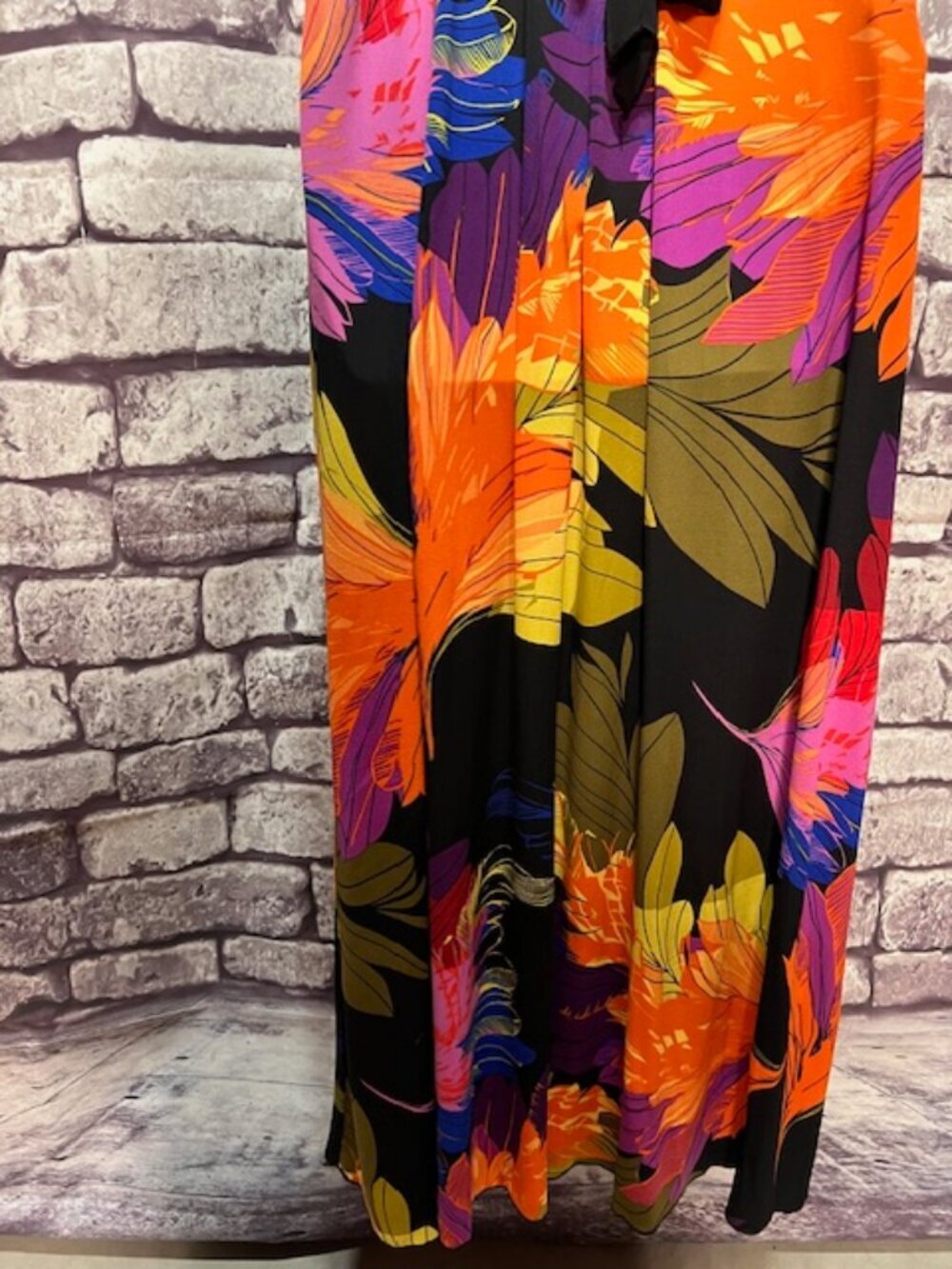 Xtraordinary Multicolored V-Neck Dress Size M - Picture 7 of 8
